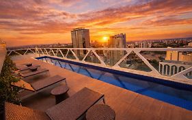 Bahia Flats Salvador Business Executive